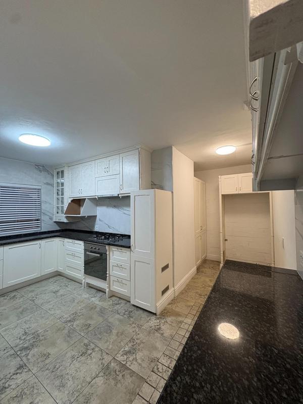 To Let 3 Bedroom Property for Rent in Wetton Western Cape